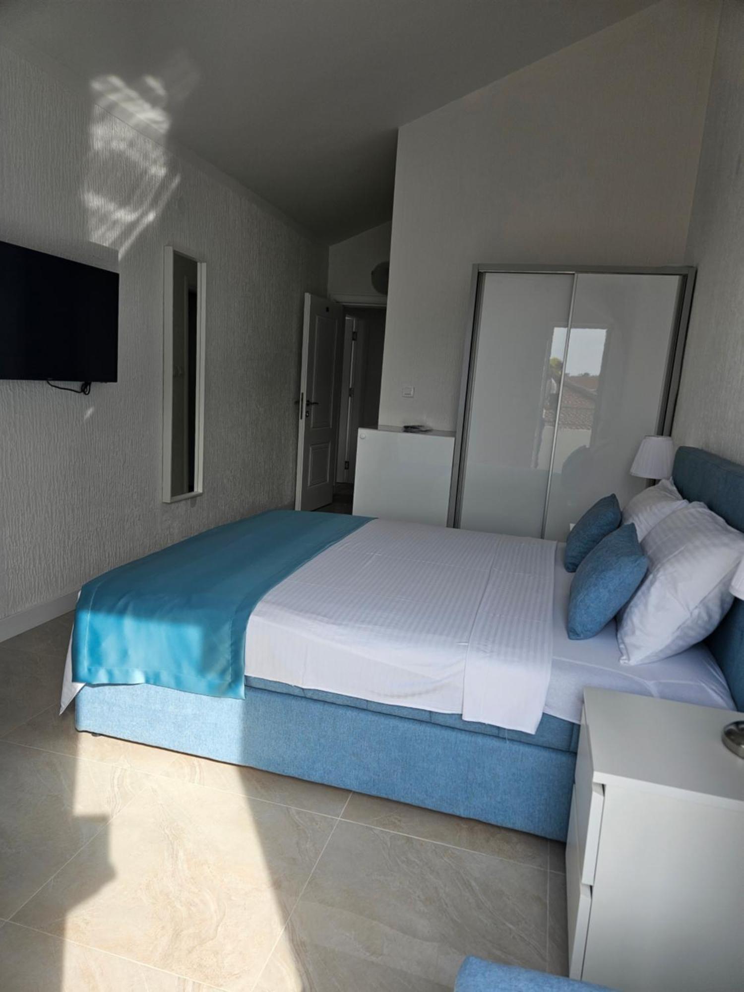 Venera 3* Budva
